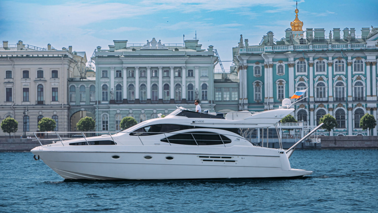 Аренда яхты в Санкт-Петербурге